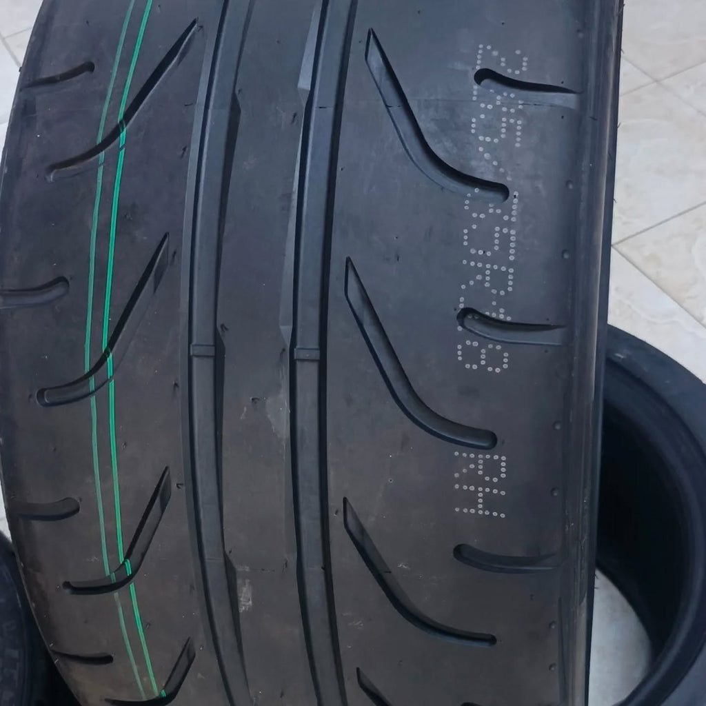 Vitour Tempesta Enzo V-01R